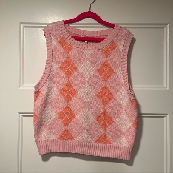 Cabana by Crown & Ivy Pink and Orange Argyle Sweater Vest - Picture 1 of 4